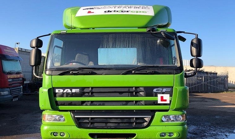 Jak zostać kierowcą ciężarówki w UK?