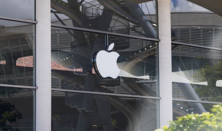 Apple zwiększa wysiłki na rzecz dekarbonizacji łańcucha dostaw