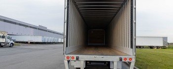 Ćwierć ciężarówek w Wielkiej Brytanii jeździ na pusto